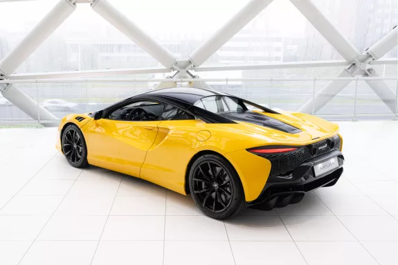 McLaren Artura 3.0 V6 Plug-in | 680pk | Volcano Yellow | Black Pack | Performance | – Foto 2