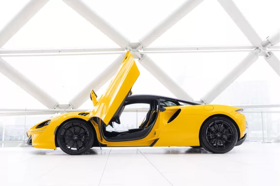 McLaren Artura 3.0 V6 Plug-in | 680pk | Volcano Yellow | Black Pack | Performance | – Foto 8