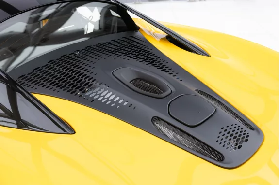 McLaren Artura 3.0 V6 Plug-in | 680pk | Volcano Yellow | Black Pack | Performance | – Foto 12