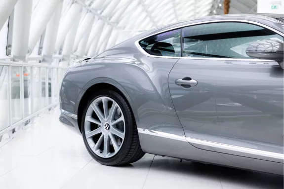 Bentley Continental GT 6.0 W12 | New Model | Rotating Display | City | Touring | – Foto 58