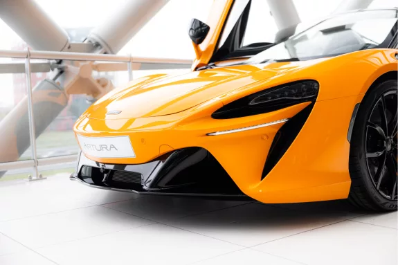 McLaren Artura Spider 3.0 V6 Plug-In | Performance | Carbon Int. | Electrochromic Roof | – Foto 70