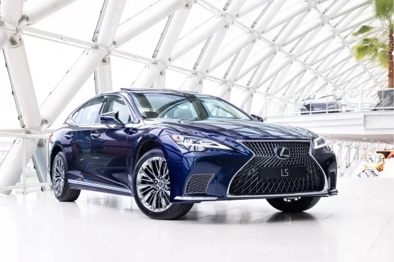 Lexus LS 500h AWD President Line | Ottoman seat | Massage function | – Foto