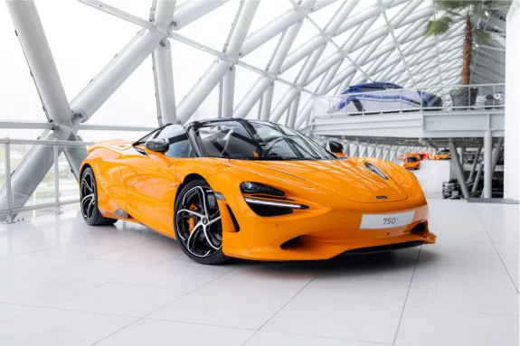 McLaren 750S Spider 4.0 V8 | Papaya | Carbon Exterior | Performance | – Foto